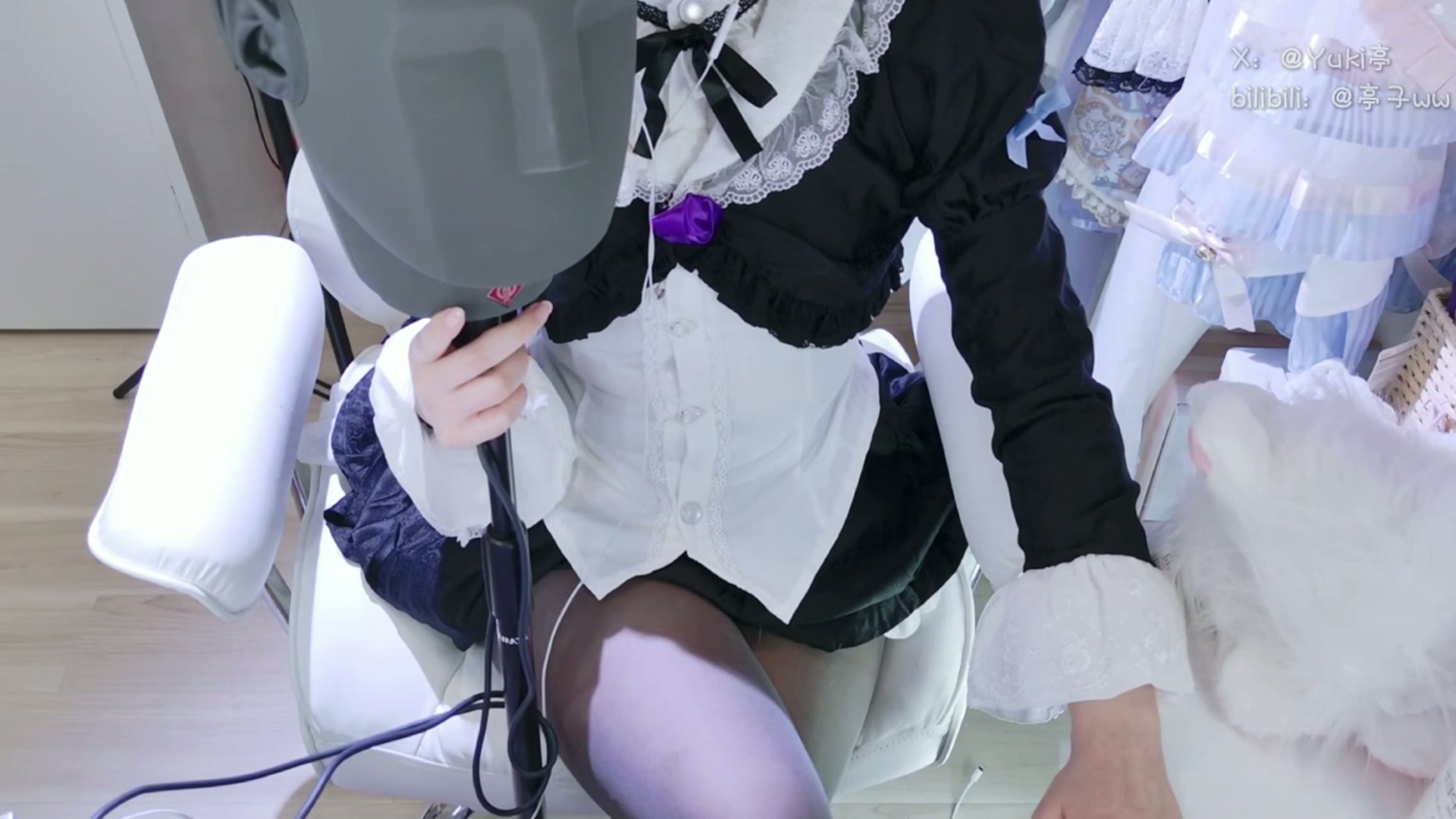 【Ku100视频】五更琉璃~跟黑猫在一起.mp4_20251010_213739.916.jpg B站亭子ww 爱发电贩售新作 6V 6GB  第4张