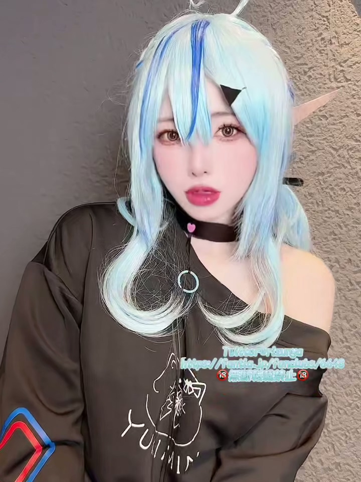 rizunya自拍视频 穿着网络服装自拍 35MB