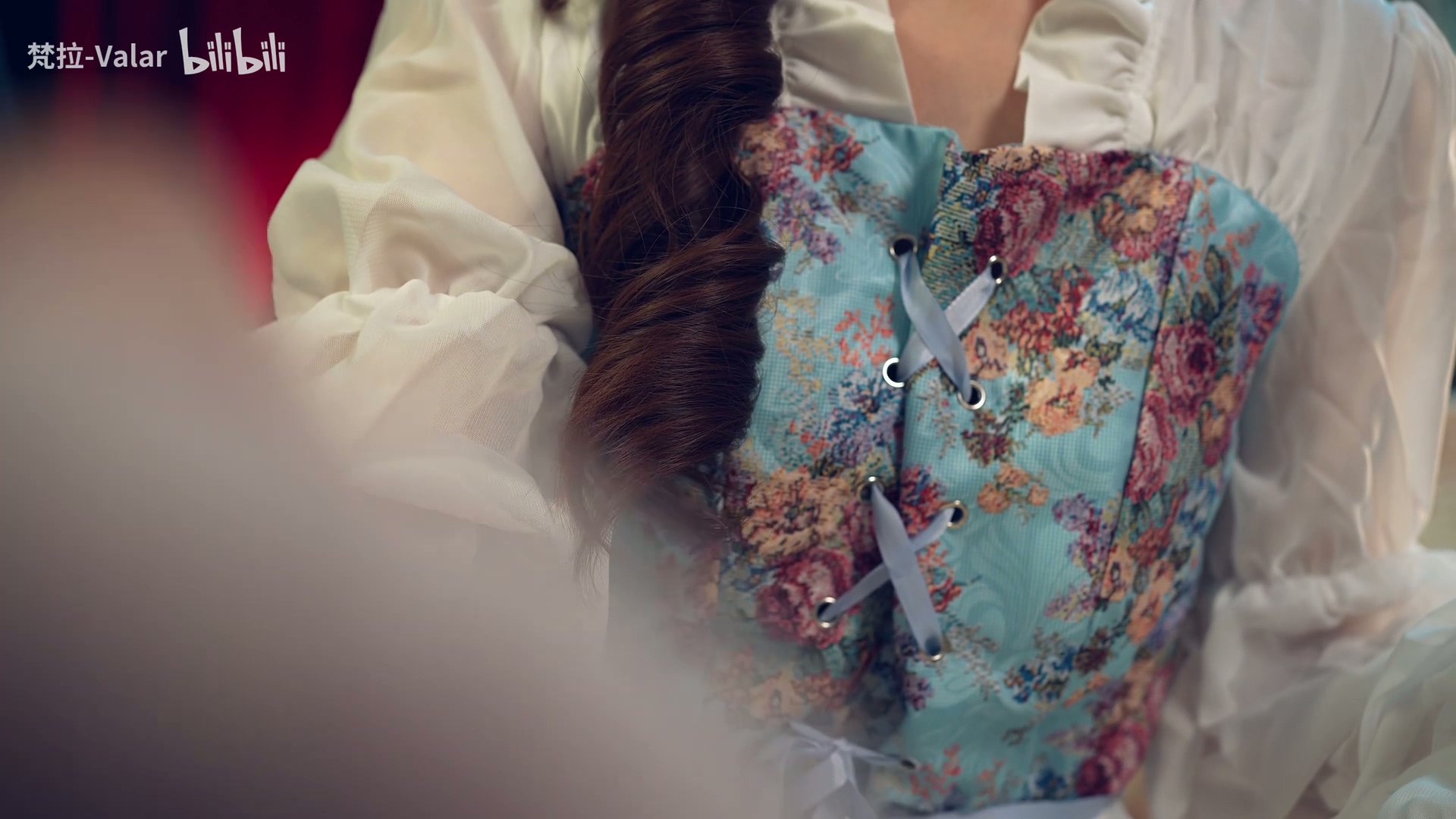 【梵拉ASMR】这也太舒服了叭_温柔女仆为你进行深度眼部舒缓治疗_轻语面部清洁眼部清洁处理与上药ASMR助眠【4K超清Hires无损音质】.mp4_20251210_205044.519.jpg [在线+网盘]B站梵拉-Valar 充电福利 7V 6.9GB  第6张