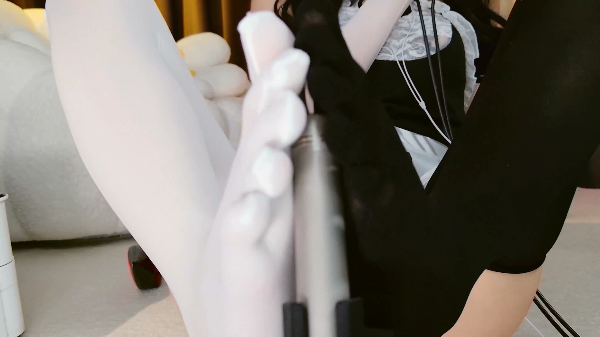 [在线+网盘]虎牙你的圈圈儿系列新品 寸止3 4V+4MP3 4.6GB